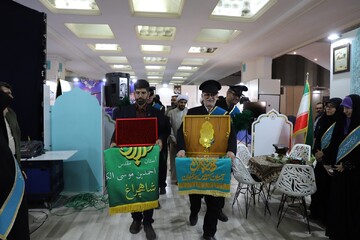 تصاویر/ دومین شب فعالیت غرفه حوزه‌های علمیه خواهران در نمایشگاه بین‌المللی قرآن کریم