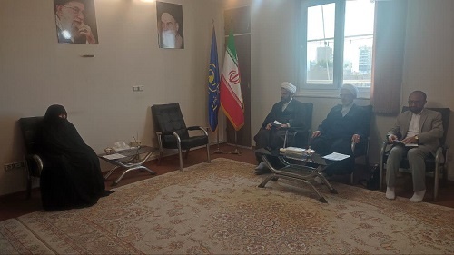 نشست همافزایی کادر مدیریت استان قم با مسئولان مجتمع آموزش عالی فقه حجتیه
