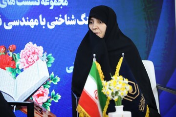 تصاویر/ چهارمین شب فعالیت غرفه حوزه‌های علمیه خواهران در نمایشگاه بین‌المللی قرآن کریم