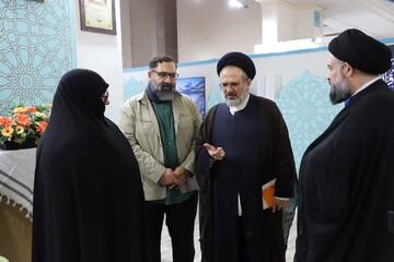 تصاویر/ چهارمین شب فعالیت غرفه حوزه‌های علمیه خواهران در نمایشگاه بین‌المللی قرآن کریم