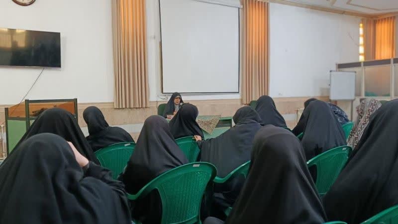 برگزاری نشست فرهنگی «روزه در سیره بزرگان» در مدرسه علمیه کرمان