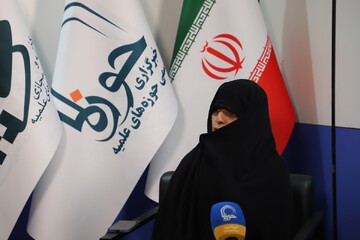 تصاویر/ ششمین شب فعالیت غرفه حوزه‌های علمیه خواهران در نمایشگاه بین‌المللی قرآن کریم