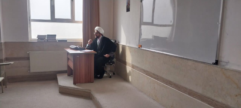 کارگاه مقاله‌نویسی در سریش‌آباد؛ تمرکز بر مسئله‌یابی و منابع دست اول