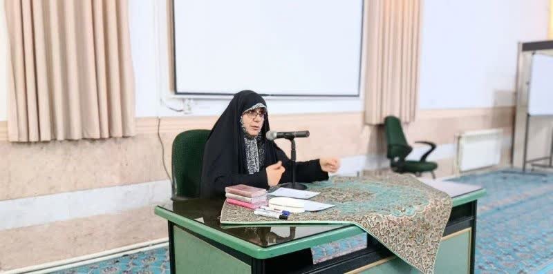 وصایای سه‌گانه حضرت خدیجه(س)؛ از حلالیت طلبی تا هراس از قبر/ بانوی اول اسلام الگوی جاودانه ایمان و فداکاری