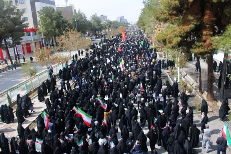 تشییع پیکر مطهر شهدای هوانیروز کرمان