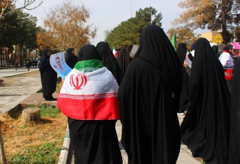 تشییع پیکر مطهر شهدای هوانیروز کرمان