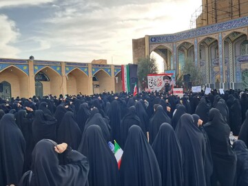اجتماع بانوان زینبی در میبد؛ یادبود شهید رهبر