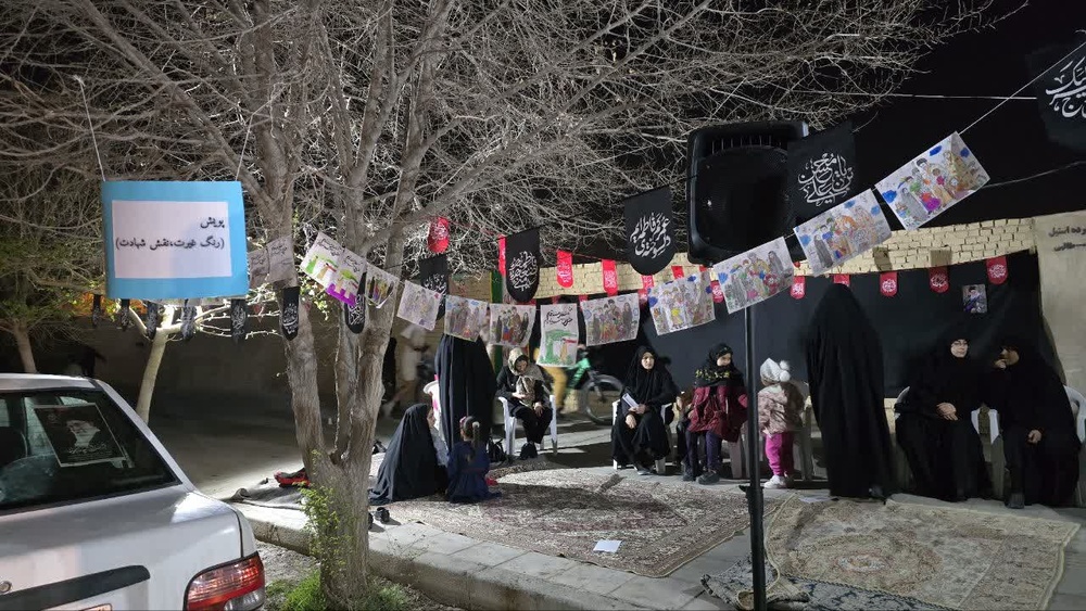 تصاویر/رنگ غیرت، نقش شهادت؛ پویش کودکان در موکب میثاق با امام شهید