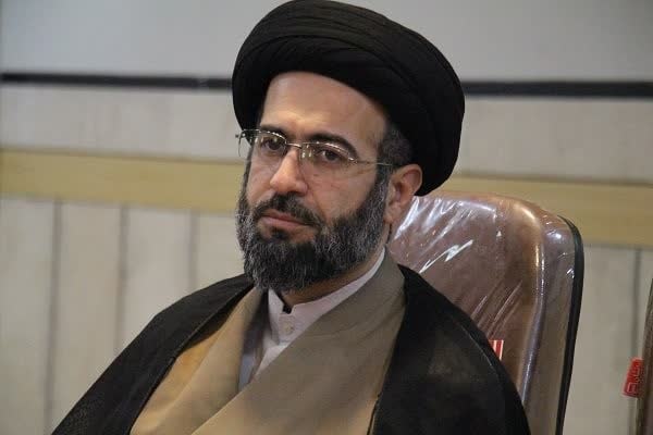 نشست تخصصی تبیین رسالت تبلیغی حوزه‌های علمیه خواهران استان فارس با تأکید بر تبیین جایگاه رهبری و آرایش تهاجمی در روشنگری