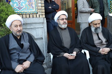 تصاویر/ آیین «عهد جان»؛ مراسم بیعت بانوان طلبه با رهبر معظم انقلاب در حرم بانوی کرامت