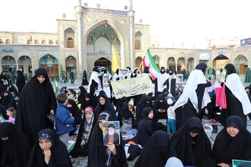 تصاویر/ آیین «عهد جان»؛ مراسم بیعت بانوان طلبه با رهبر معظم انقلاب در حرم بانوی کرامت