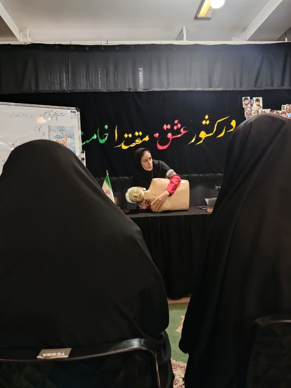 طلبه‌های لرستانی در خط مقدم آمادگی بحران؛ آموزش‌های امداد و نجات ویژه بانوان طلبه آغاز شد