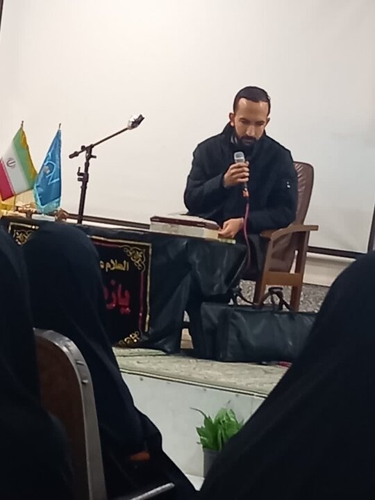 کارگاه اسلحه شناسی بانوان طلبه استان کرمان