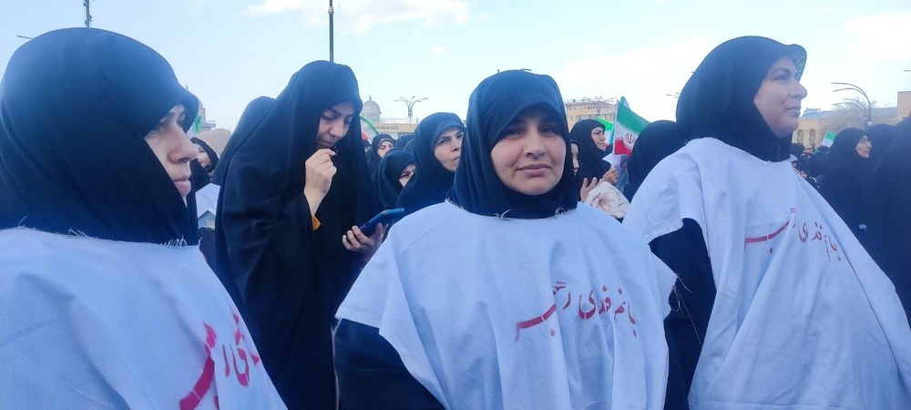 آئین باشکوه «عهد جان»؛ تجدید بیعت بانوان همدانی با ولایت فقیه برگزار شد