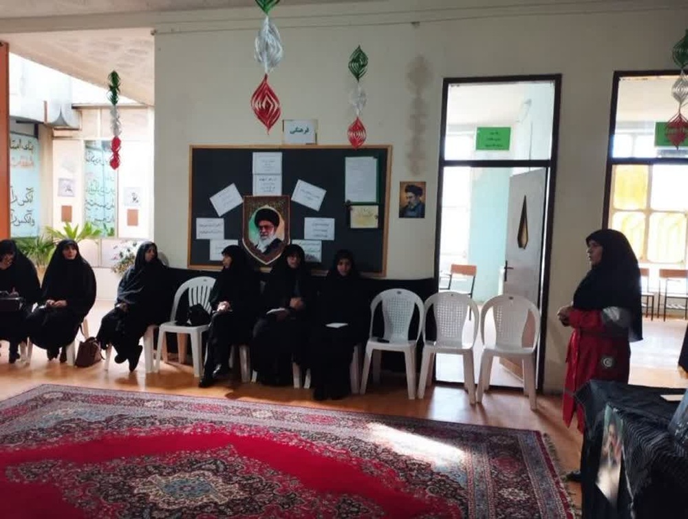 بانوان طلبه استان کرمان در خط مقدم خدمت؛ فراگیری مهارت‌های امداد و کمک‌های اولیه