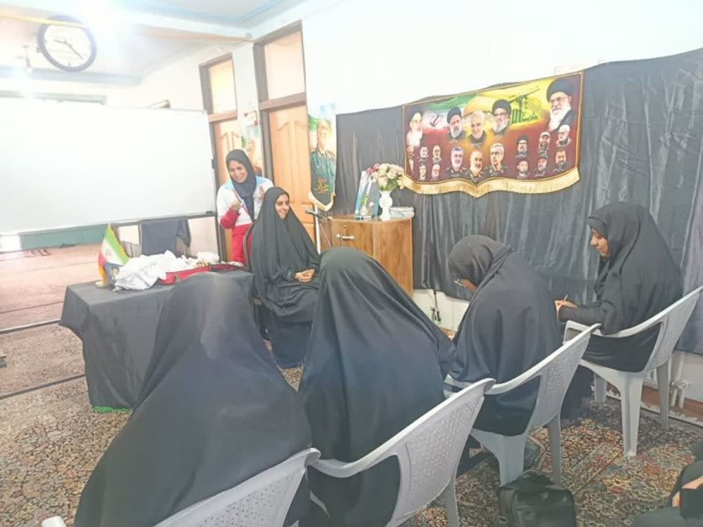 بانوان طلبه استان کرمان در خط مقدم خدمت؛ فراگیری مهارت‌های امداد و کمک‌های اولیه