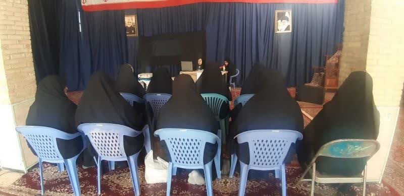 بانوان طلبه استان کرمان در خط مقدم خدمت؛ فراگیری مهارت‌های امداد و کمک‌های اولیه