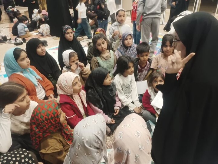 فعالیت موکب مدرسه علمیه الزهرا(س) بم