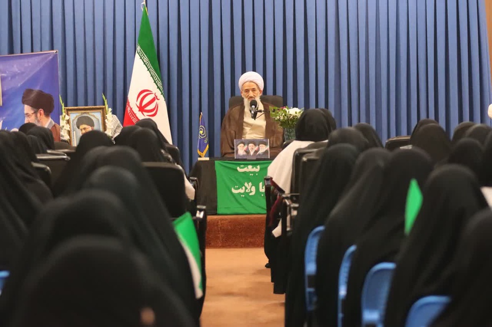 هر صدایی که خواستار سازش باشد، خیانت است