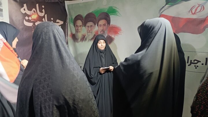 فعالیت بانوان طلبه مدرسه علمیه نرجسیه سیرجان 