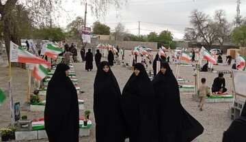 تصاویر/ فعالیت مدارس علمیه خواهران استان هرمزگان در حماسه جنگ رمضان