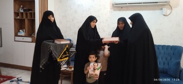 تصاویر/ فعالیت مدارس علمیه خواهران استان هرمزگان در حماسه جنگ رمضان