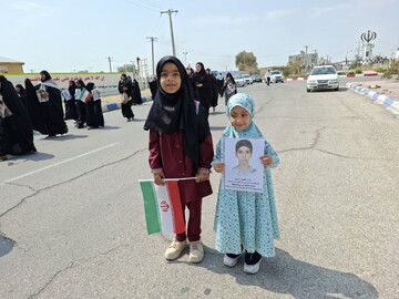 تصاویر/ فعالیت مدارس علمیه خواهران استان هرمزگان در حماسه جنگ رمضان