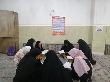 تصاویر/ فعالیت مدارس علمیه خواهران استان هرمزگان در حماسه جنگ رمضان