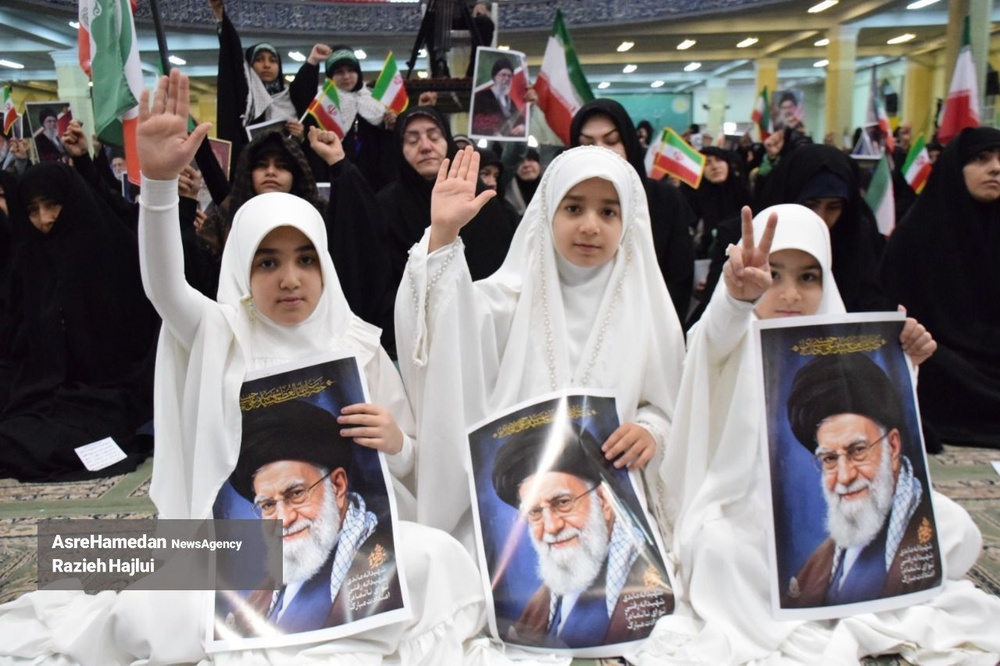 برگزاری مراسم چهلم رهبر شهید در همدان