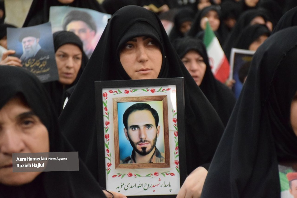 برگزاری مراسم چهلم رهبر شهید در همدان