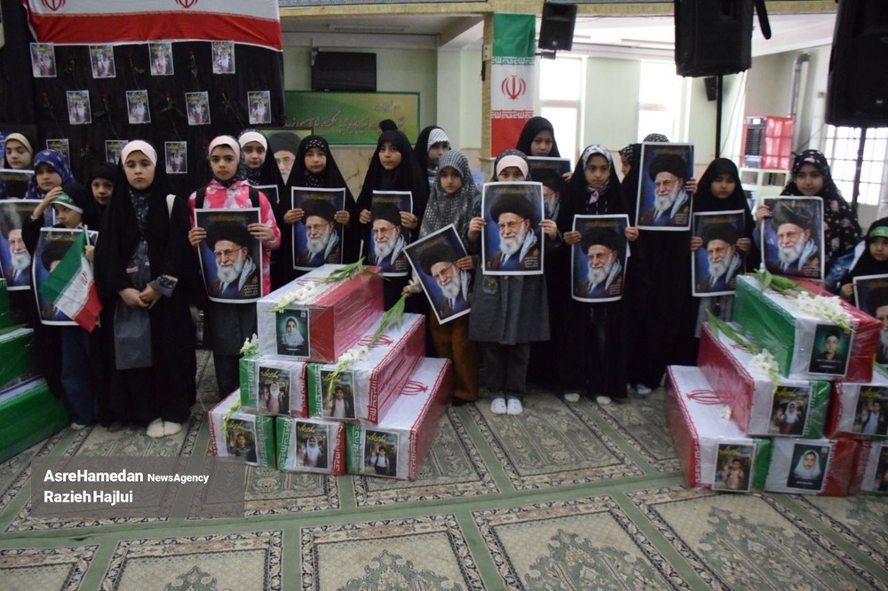 برگزاری مراسم چهلم رهبر شهید در همدان