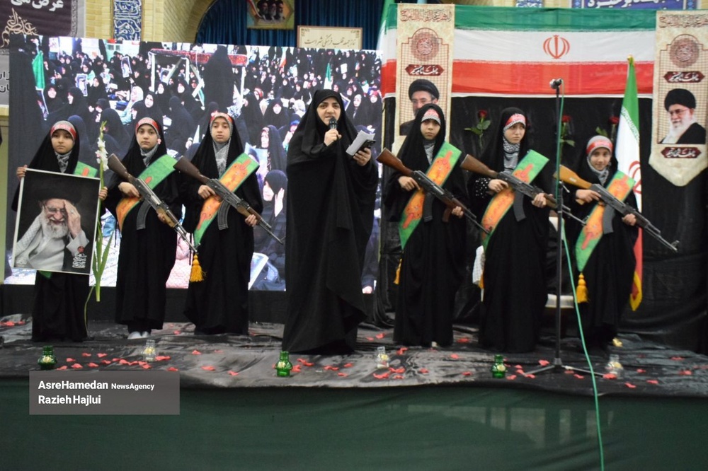 برگزاری مراسم چهلم رهبر شهید در همدان