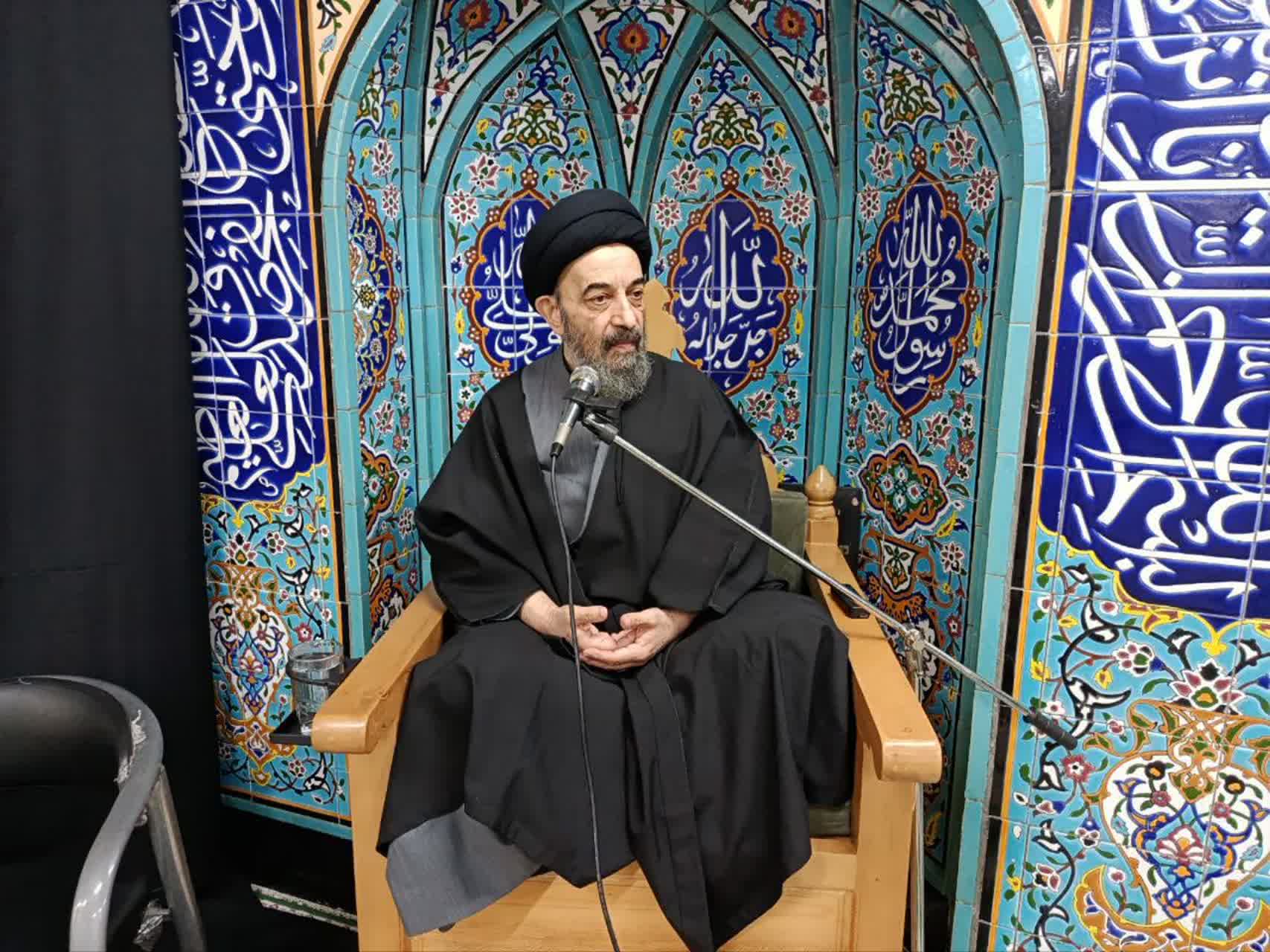 فلسفه رنج مؤمنان در برابر رفاه دشمنان؛ تبیین نقش حوزویان در جهاد تبیین و زمینه‌سازی برای ظهور