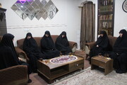 دیدار مدیر و معاونان مدیریت حوزه علمیه خواهران استان کرمان با خانواده شهید حجار