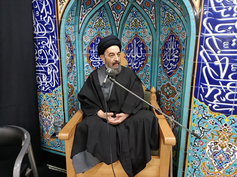 فلسفه رنج مؤمنان در برابر رفاه دشمنان؛ تبیین نقش حوزویان در جهاد تبیین و زمینه‌سازی برای ظهور