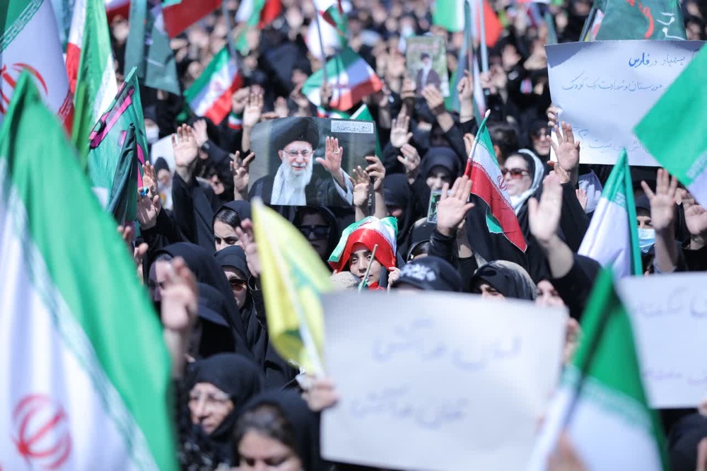 حضور پرشور حوزویان لرستان در مراسم چهلمین روز شهادت رهبر شهید امت