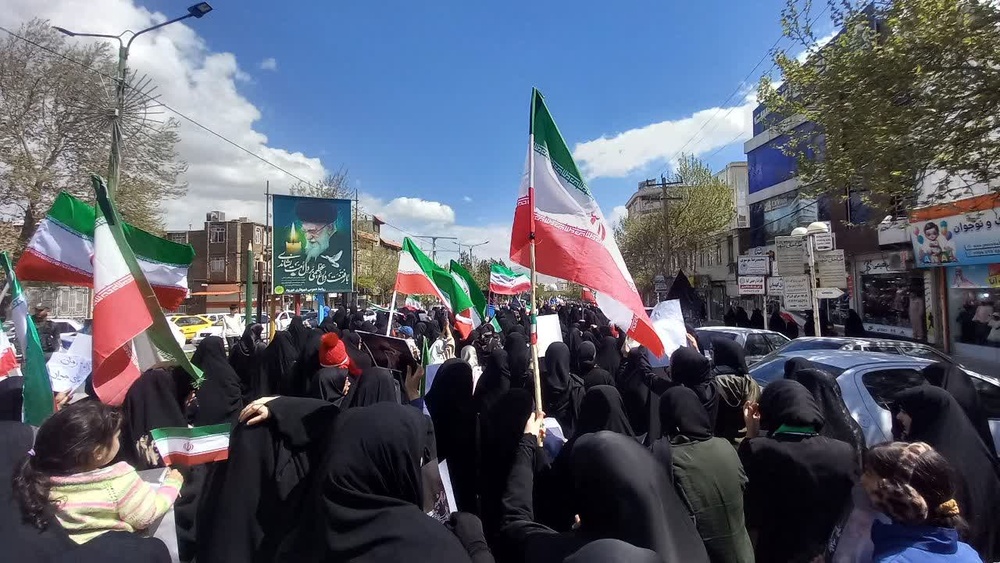 حضور پرشور حوزویان لرستان در مراسم چهلمین روز شهادت رهبر شهید امت