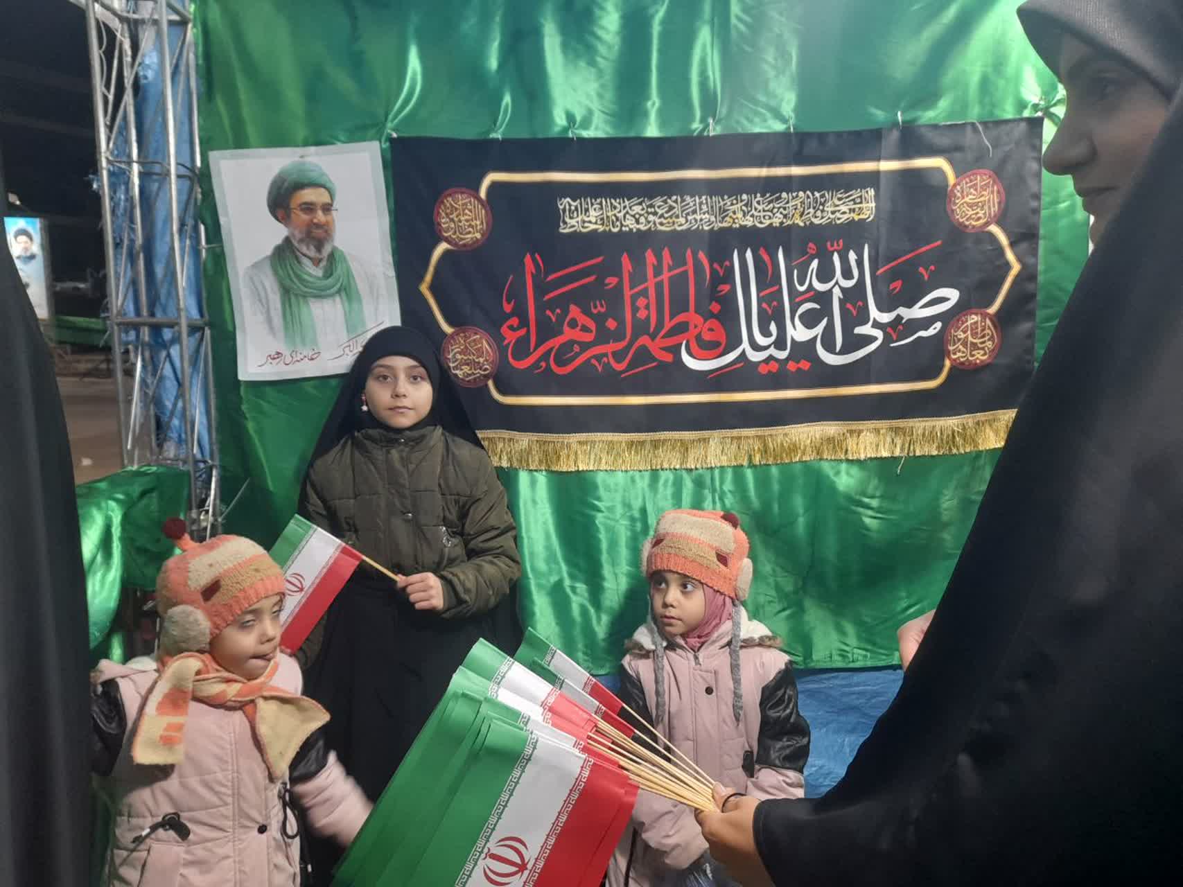 استمرار ۴۰ روزه فعالیت موکب‌های فرهنگی و خدماتی حوزه علمیه نجمیه ازنا