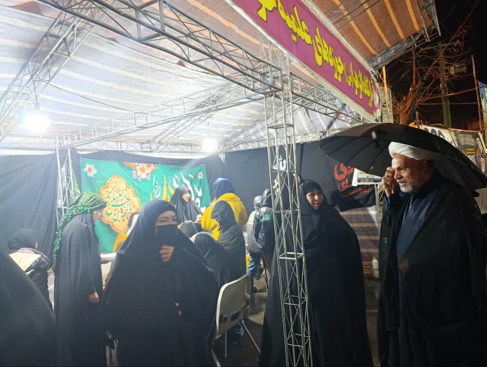 بازدید مدیر حوزه‌های علمیه خواهران استان کردستان از موکب شهرستان قروه