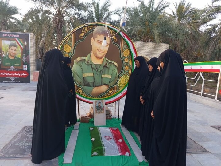 دیدار با خانواده شهید خردمند