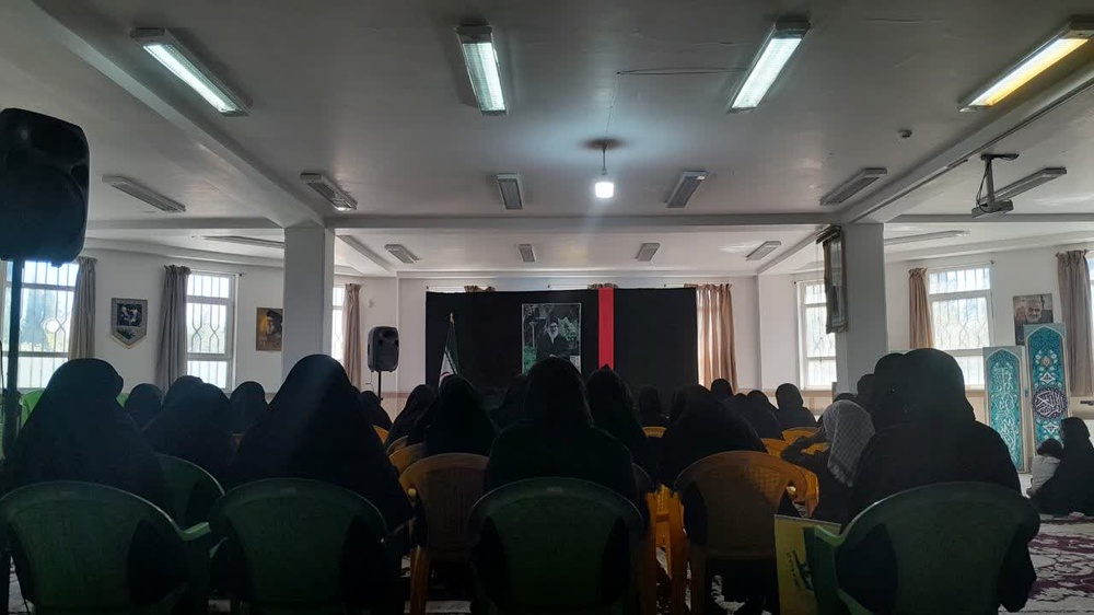 خداوند هیچ انسان عظیمی را بی‌جهت به انسان‌ها نشان نمی‌دهد