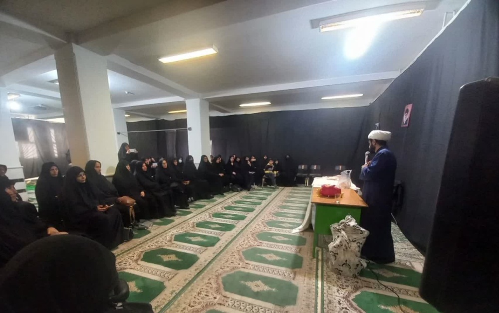 دوره تخصصی آموزش تغسیل و تکفین در مدارس علمیه خواهران لرستان