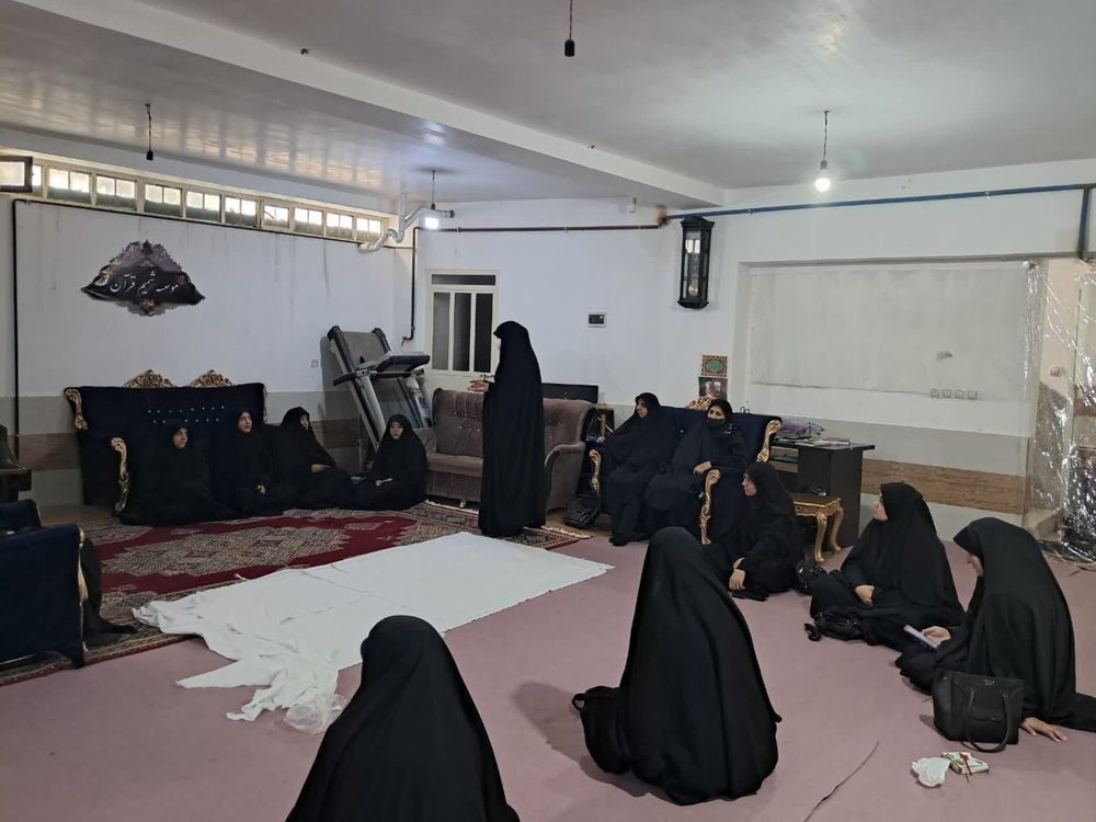 دوره تخصصی آموزش تغسیل و تکفین در مدارس علمیه خواهران لرستان