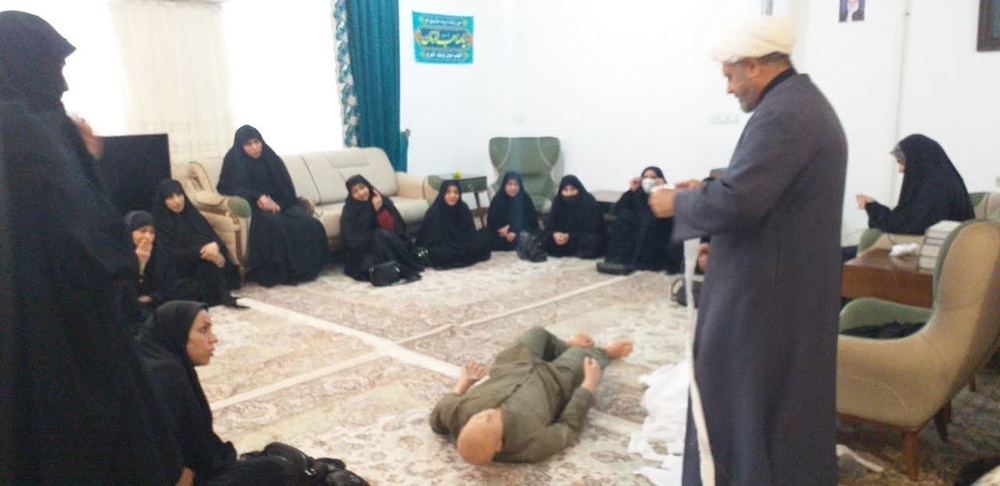 دوره تخصصی آموزش تغسیل و تکفین در مدارس علمیه خواهران لرستان