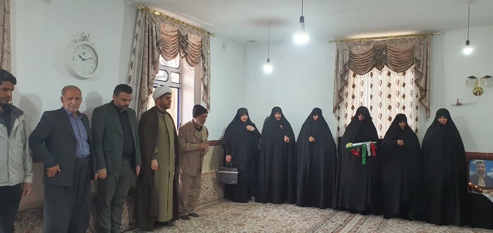 دیدار با خانواده شهید حجت الاسلام سخاوتی از شهدای جنگ رمضان