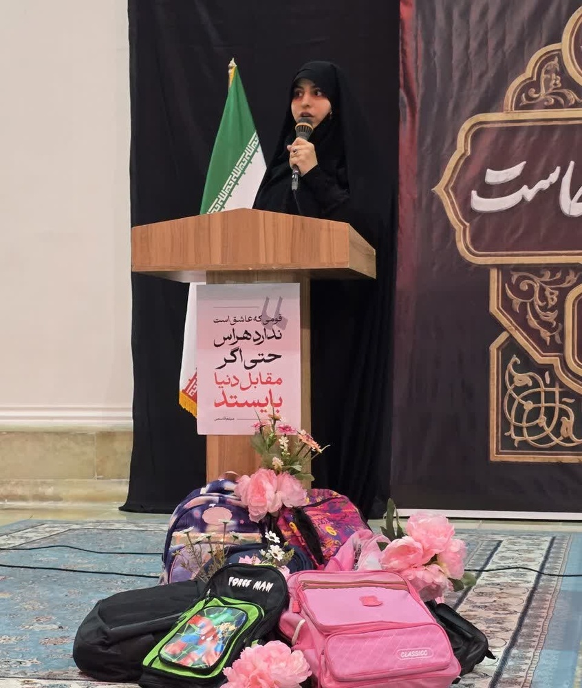 خانوادههای شمالِ خلیج فارس با تربیت نسلهای مؤمن و مقاوم، پیام های دینی خود را به جهان منتقل می کنند