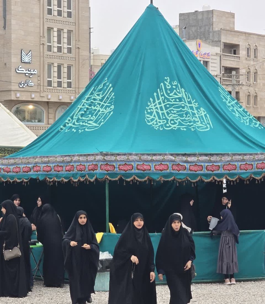 خانوادههای شمالِ خلیج فارس با تربیت نسلهای مؤمن و مقاوم، پیام های دینی خود را به جهان منتقل می کنند