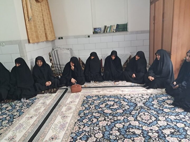 دیدار با خانواده شهید کوزه ای از شهدای جنگ رمضان در شهداد