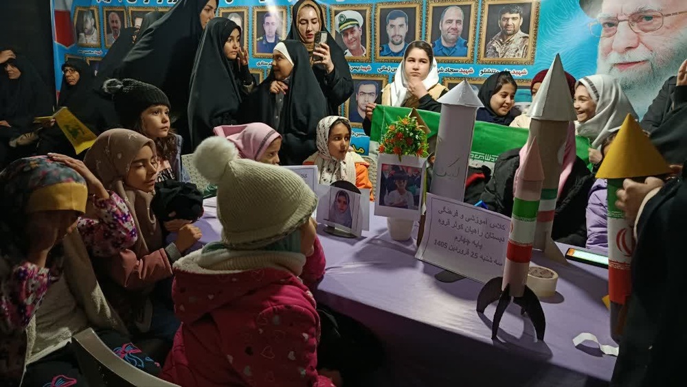 برگزاری رویدادهای فرهنگی و ارزشی در موکب قرارگاه الزهرا (س) قروه؛ از بازی و آموزش تا انتقال آموزه‌های ایثار و مقاومت