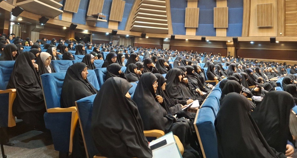 قرارگاه طلبه بانوی مجاهد